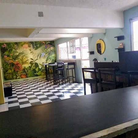 Hostal 50 คาลาปา ภายนอก รูปภาพ