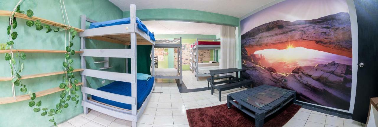 Hostal 50 คาลาปา ภายนอก รูปภาพ