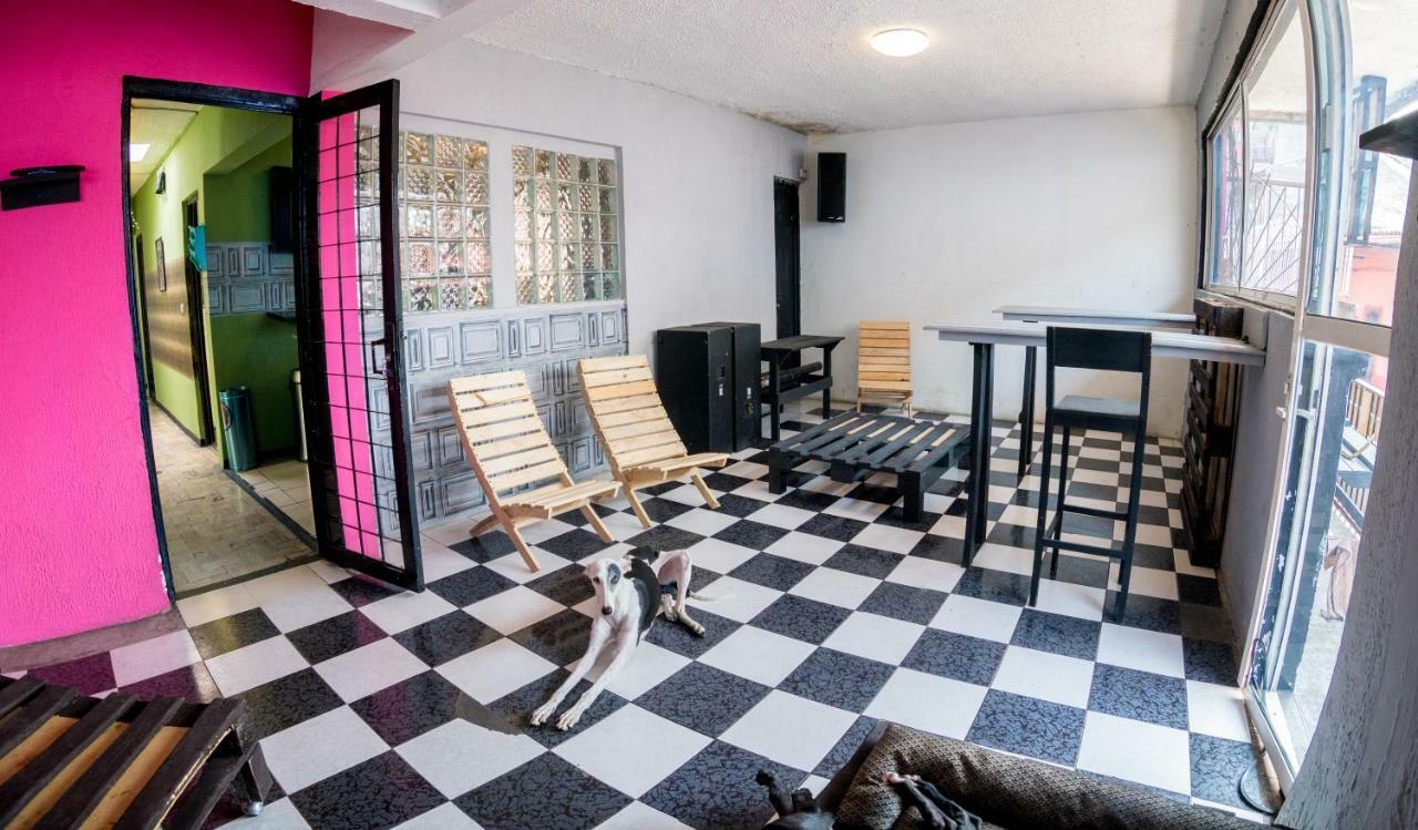 Hostal 50 คาลาปา ภายนอก รูปภาพ